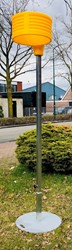Korfbalpaal met voetplaat